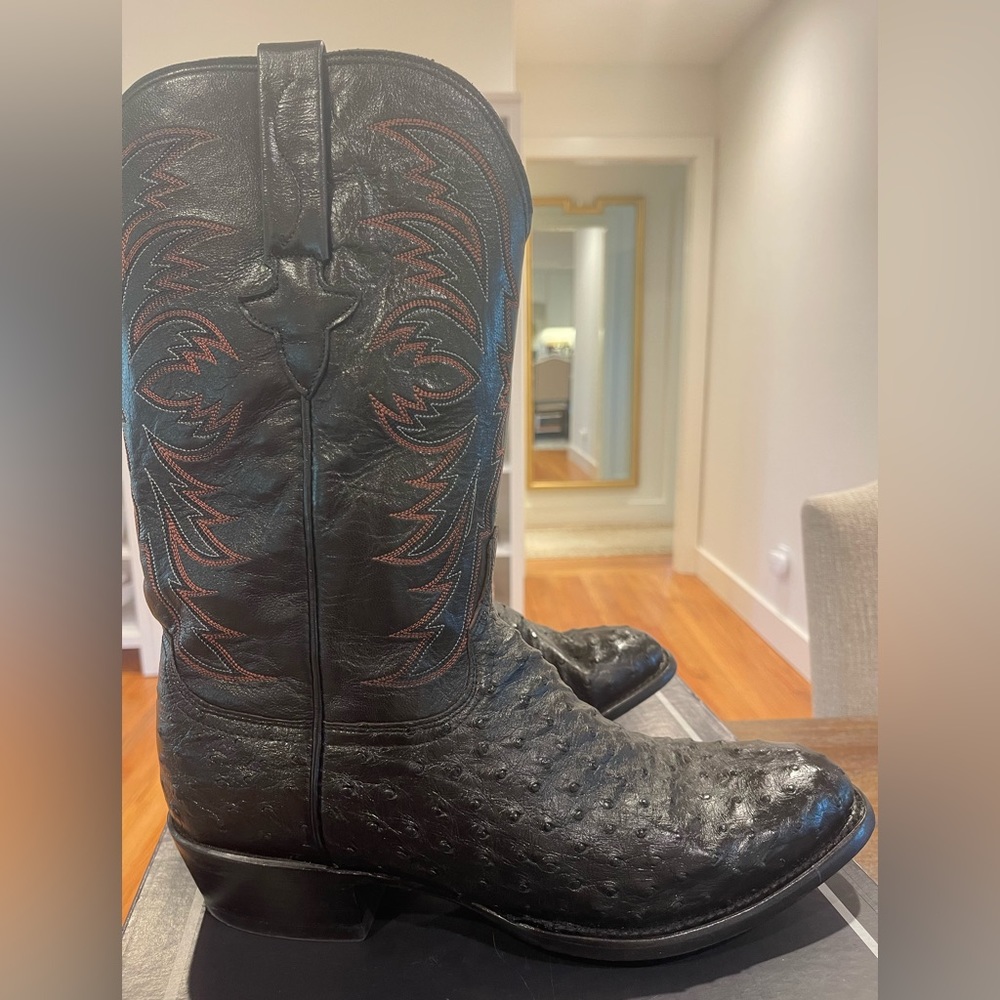Men’s Black Ostrich Lucchese Boots - Size 12